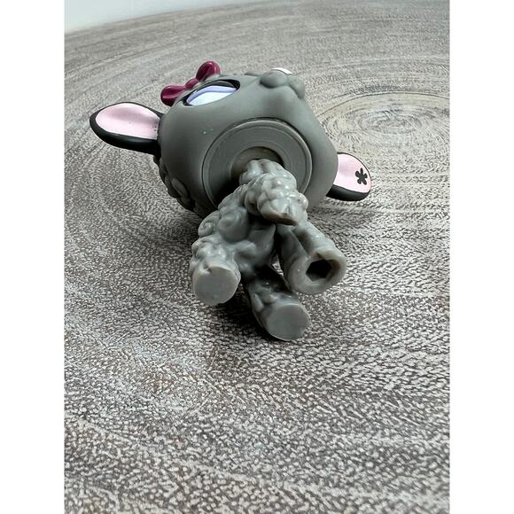 Littlest Pet Shop LPS Grey Lamb #477 Pink Bow Purple Eyes Pet-Lovin' Zoo Pet - Picture 2 of 7